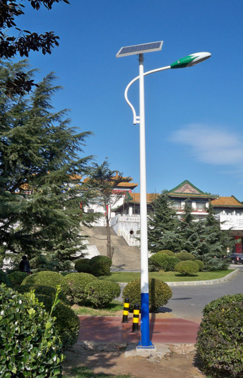 道路太陽能路燈你知道怎么選擇瓦數嗎？
